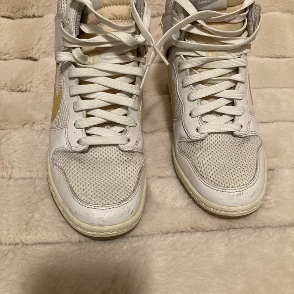 Nike Sky Hi Dunk Wedge in Ivory - Picture 5 of 7